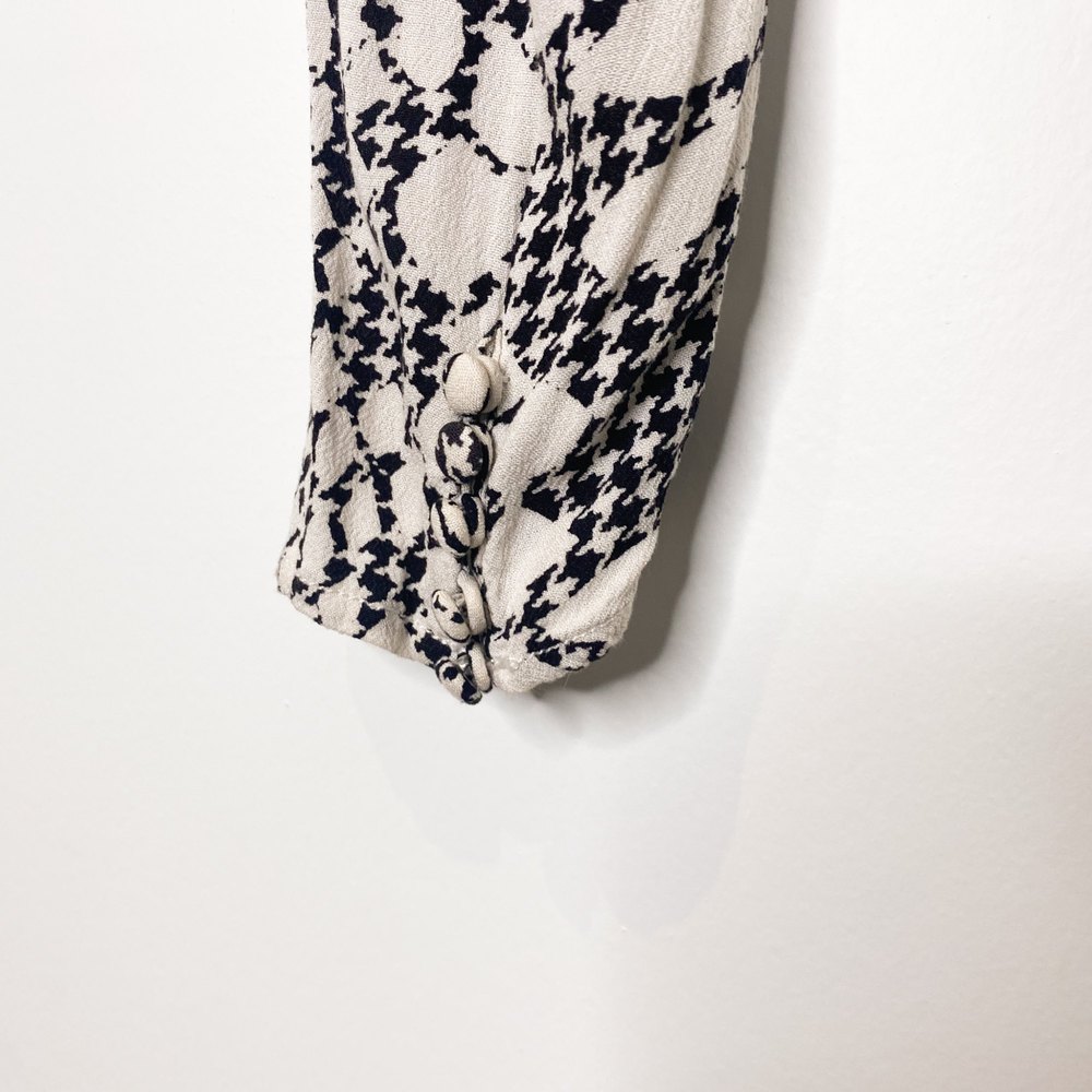 Free People Black and White Snakeskin Pattern Sweet On You Blouse - Picture 6 of 9